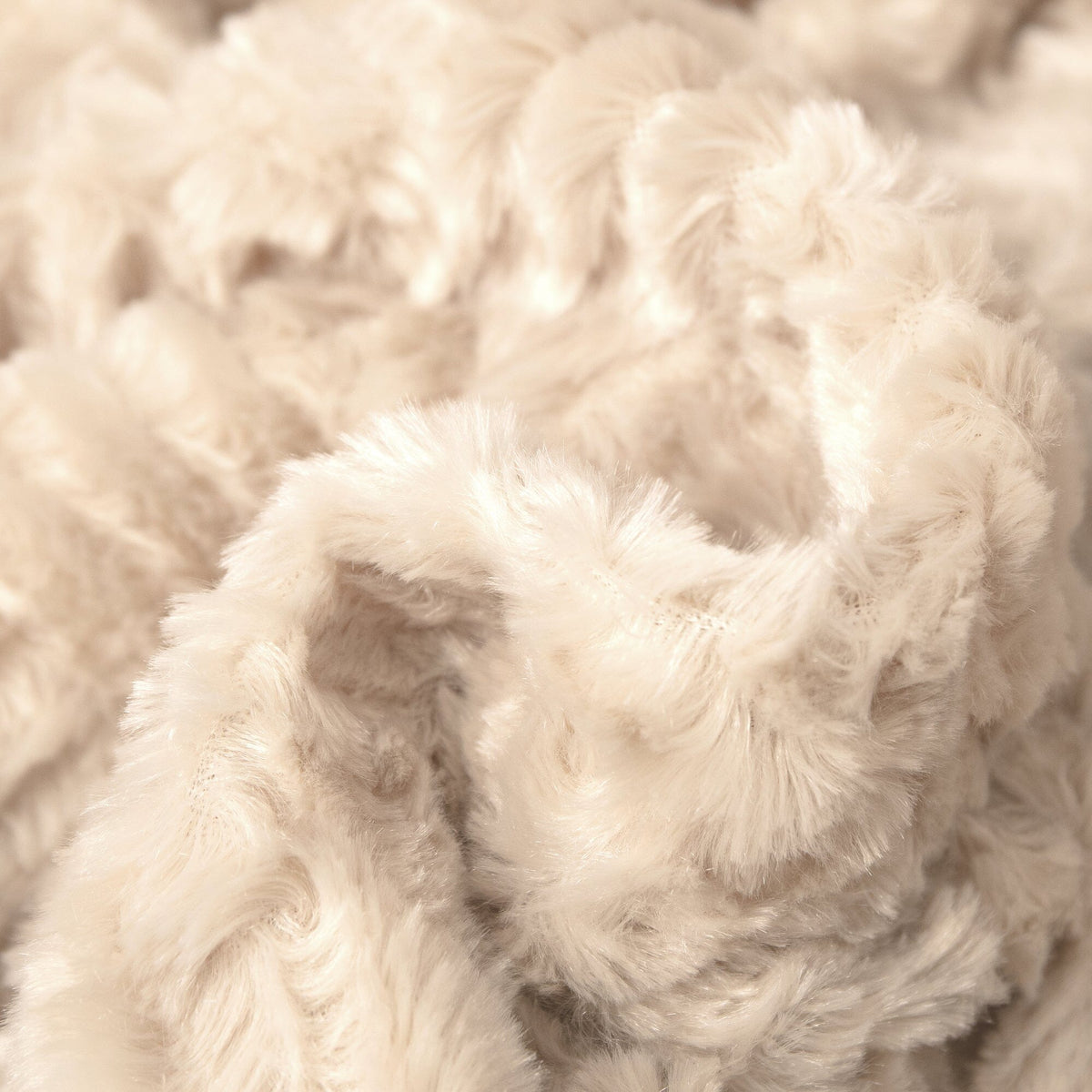 Champagne Ivory Faux Fur Throw Blanket