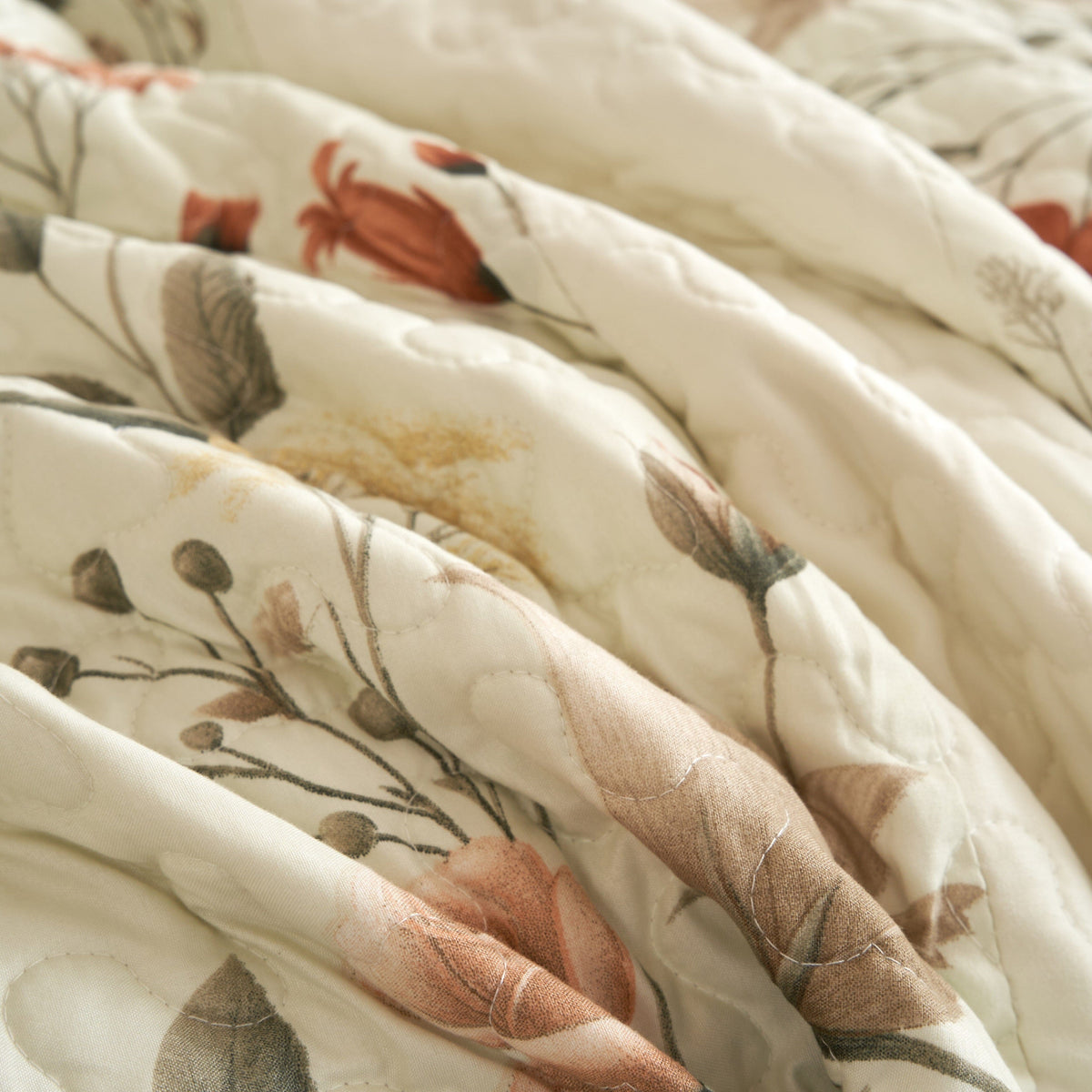 Enchanted Meadow Quilt Set