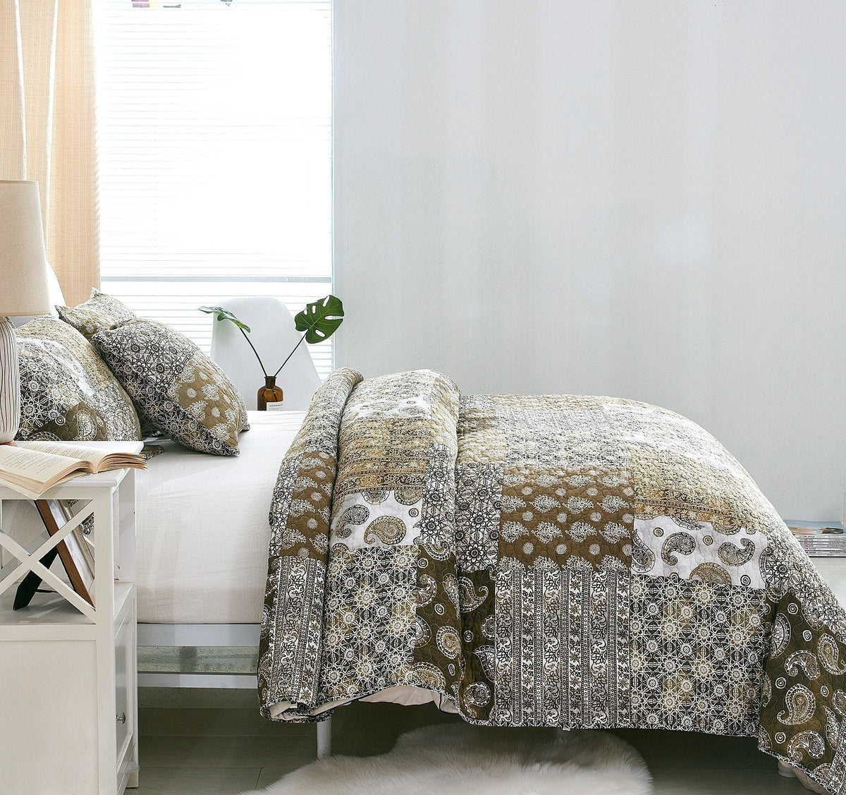 Boho Paisley Patchwork Bedspread Set