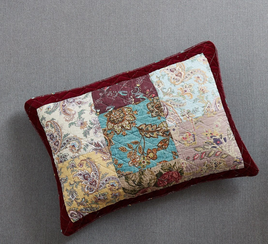 Burgundy Paisley Patchwork Quilt Set